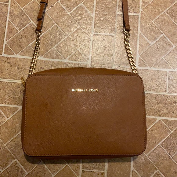 Michael Kors Purse - Picture 1 of 4